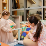 Neurodesenvolvimento nos primeiros anos: o que o cérebro do bebê está construindo e como o ambiente familiar influencia esse processo